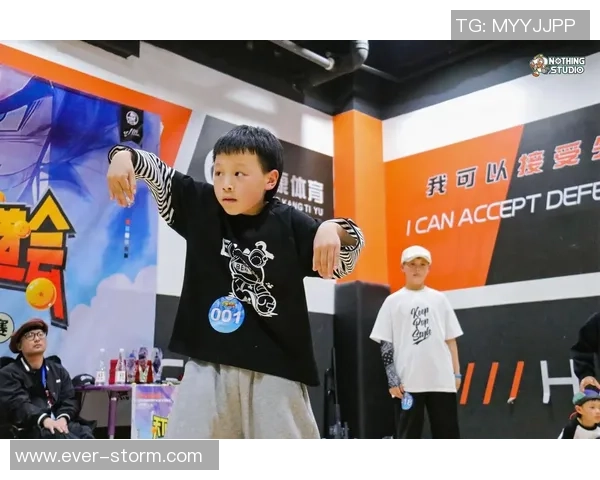 赛后分析：杭州街舞队与重庆街舞队在比赛中的战术意识与表现对比