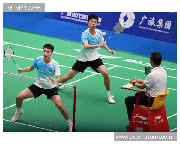 重庆羽毛球队反击之路：胜利与失误交织的精彩瞬间分析